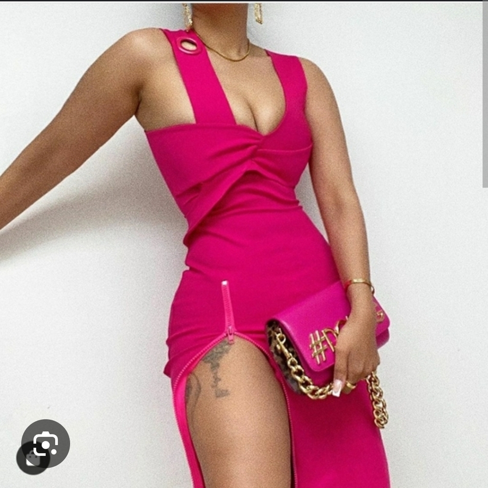 Pink Bodycon Dress With Adjustable Zipper Split